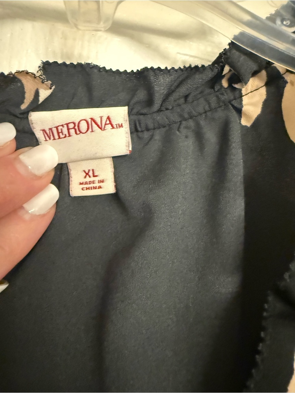 Merona Black Floral Sleeveless Blouse XL Ruffle Tie Neck Flowy Lightweight Top - Picture 6 of 16